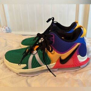 Nike Air Max 2090 trainers